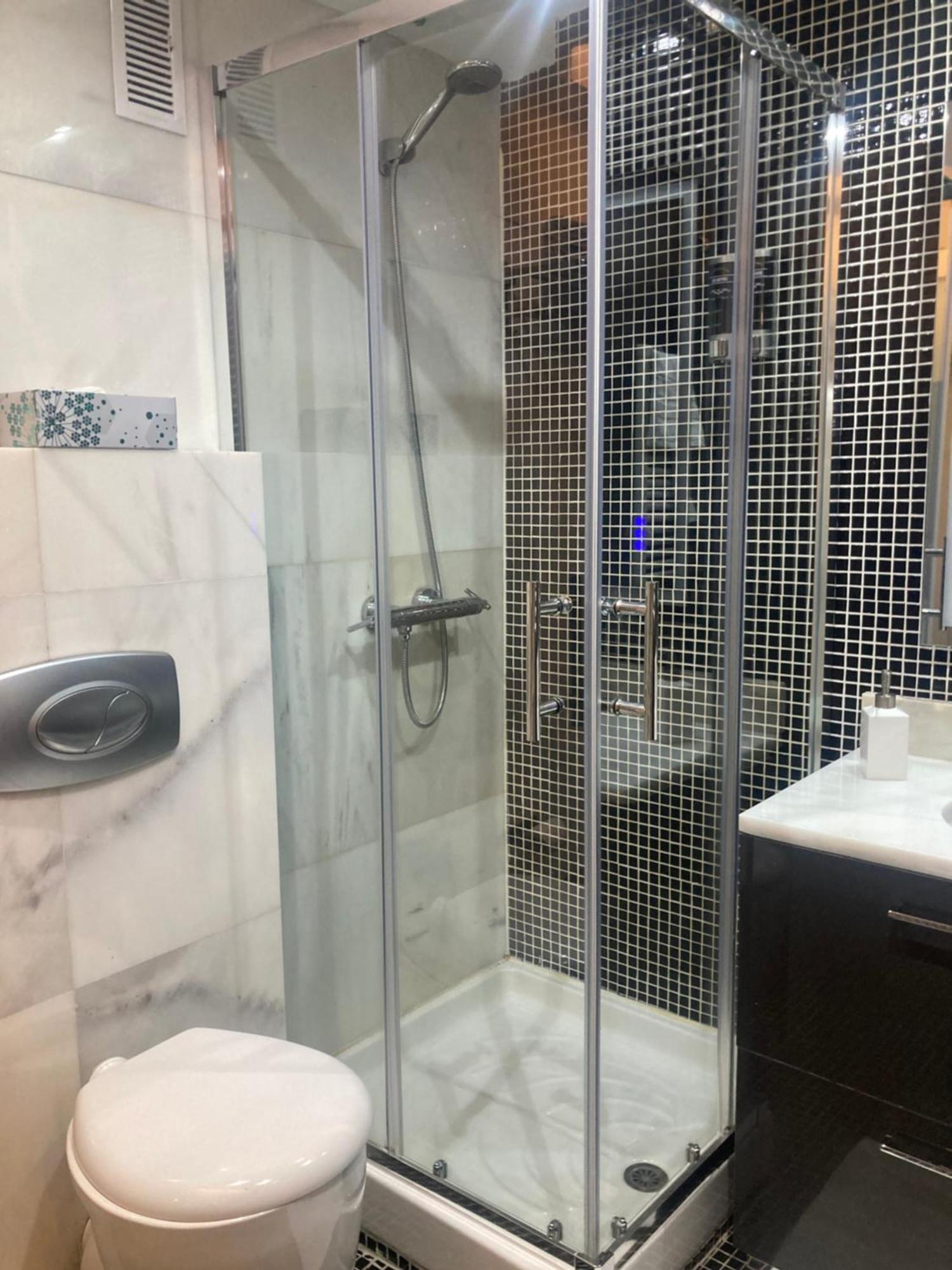 Apartamento Tipo Loft Madrid Exteriör bild