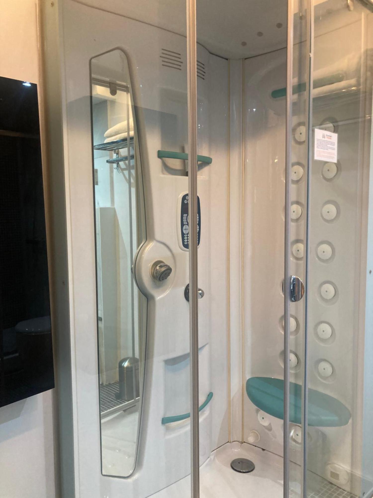 Apartamento Tipo Loft Madrid Exteriör bild